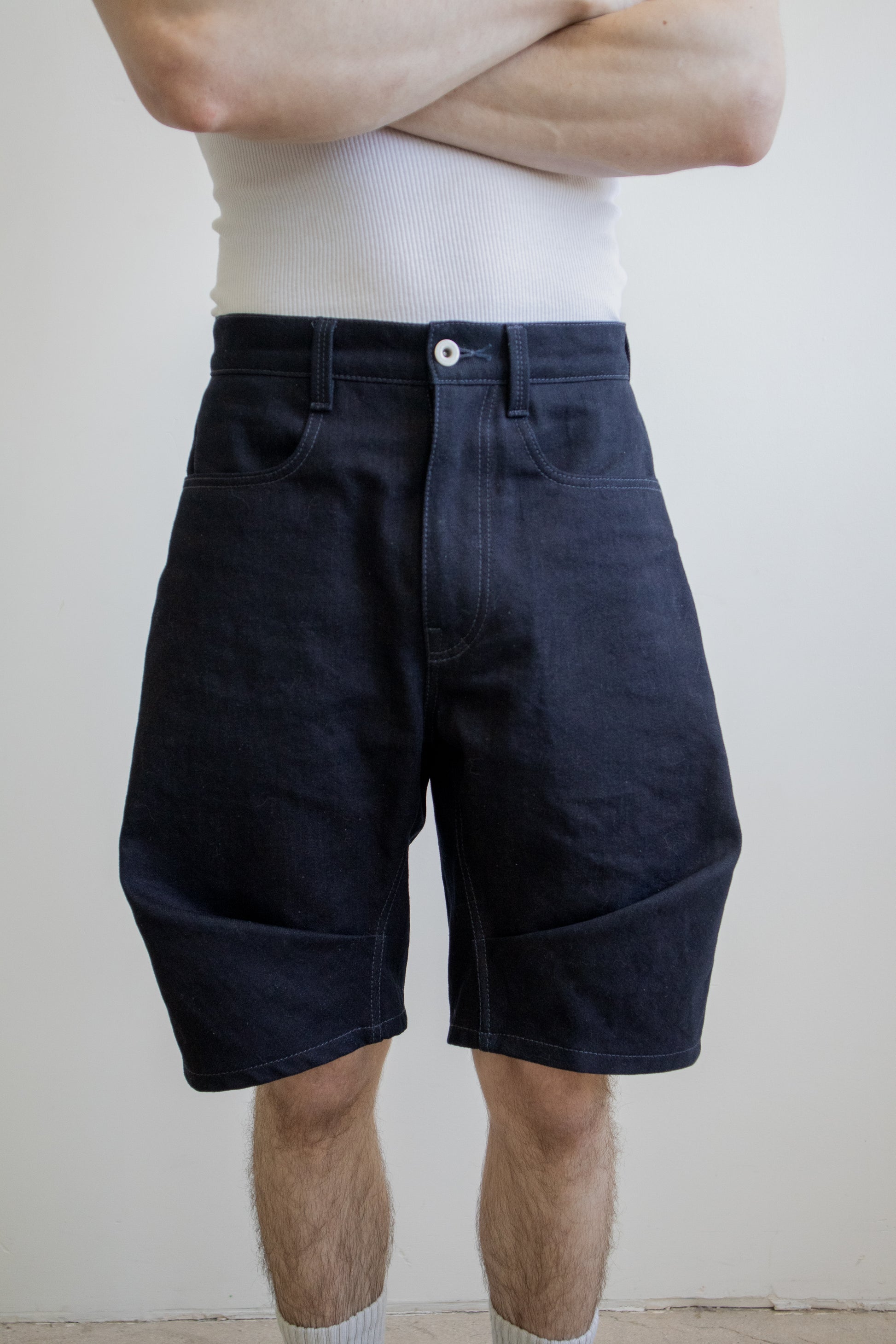 Side Pleat Short