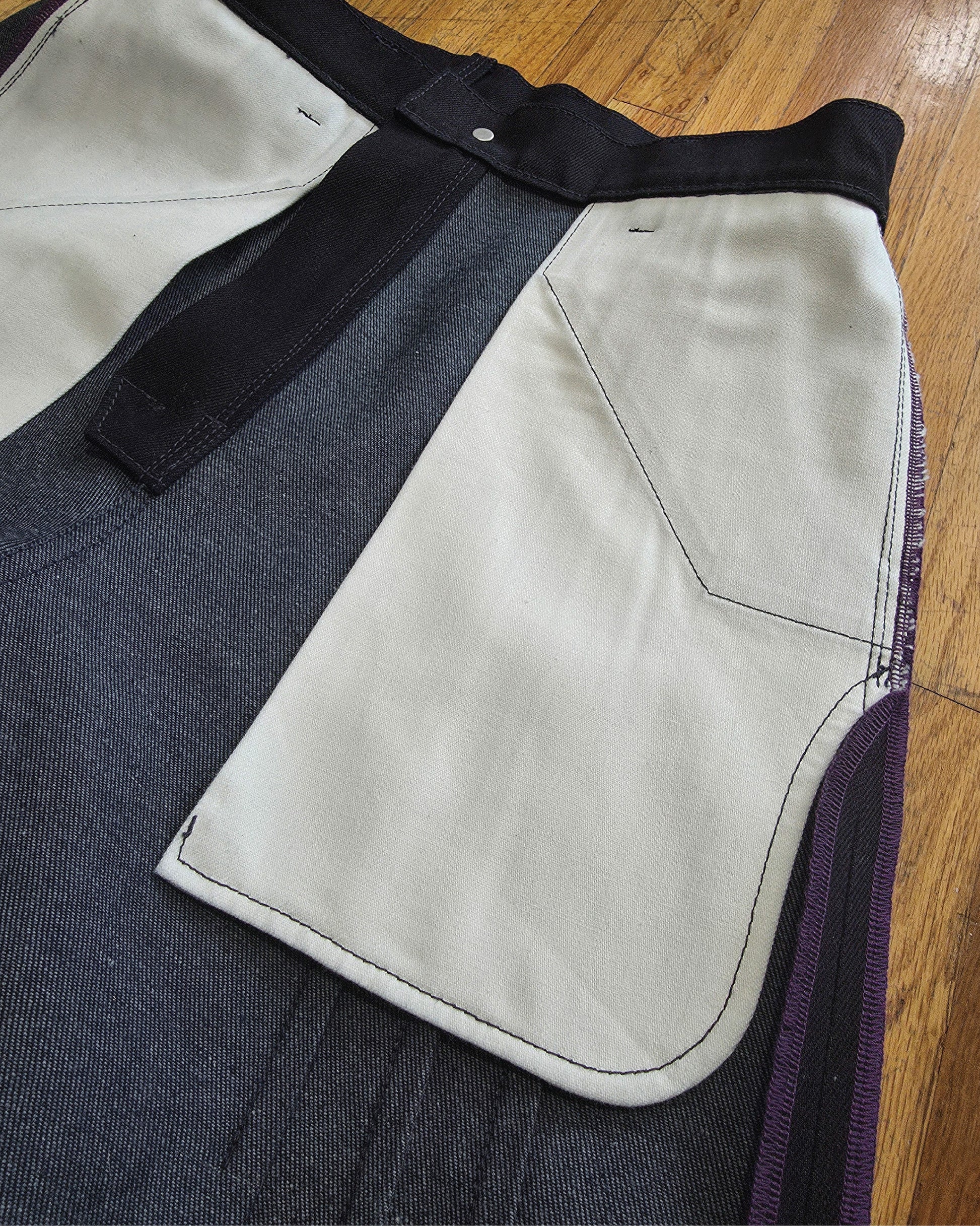 Whisker Pleated Pants